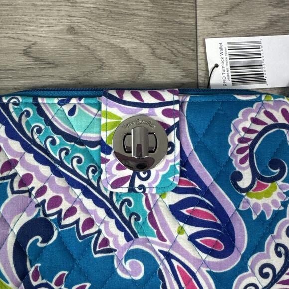 Vera Bradley RFID Turnlock Wallet Waikiki Paisley Print - Picture 2 of 8